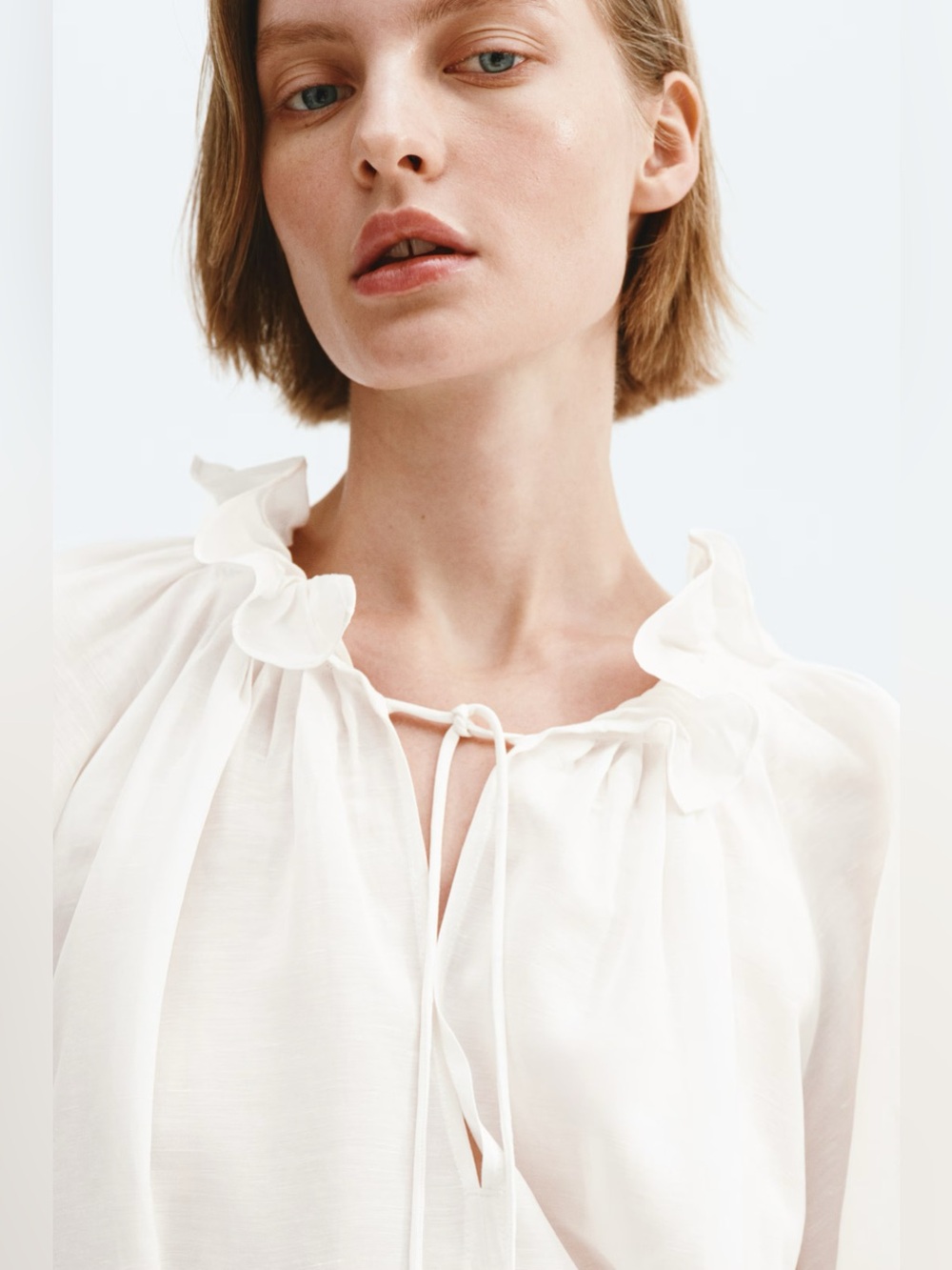 H&M Oversized Linen-Blend Shirt - Picture 4 of 8
